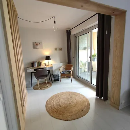 Lapacca For 3 People, Individual Garage, Close To Train Station * Lourdes