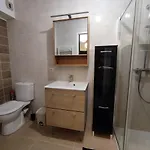 アパート Lapacca For 3 People, Individual Garage, Close To Train Station *