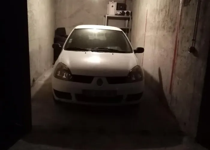 Lapacca For 3 People, Individual Garage, Close To Train Station Apartment *