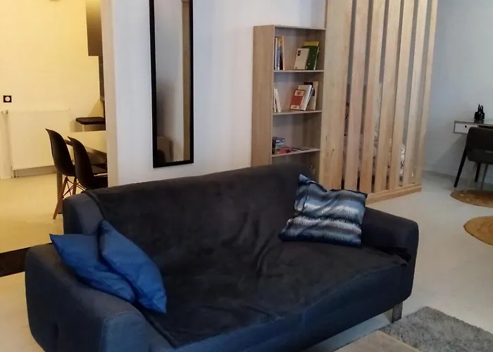 Lapacca For 3 People, Individual Garage, Close To Train Station Lourdes